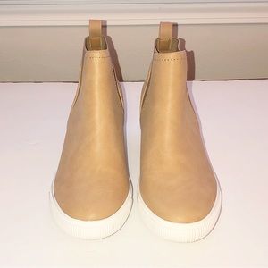 COPY - DV BY DOLCE VITA SLIP ON WEDGE ANKLE SNEAKER BOOTS